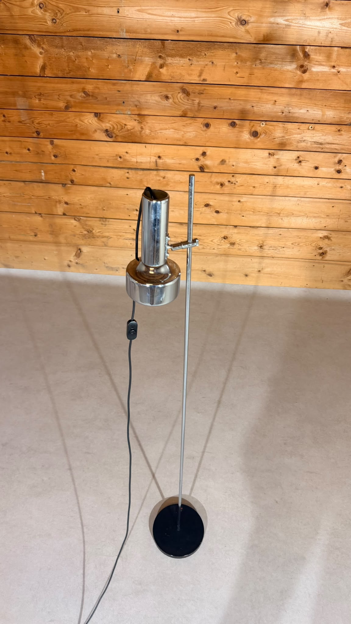 Vintage Spot Stehlampe Chrom verstellbar 70er Design