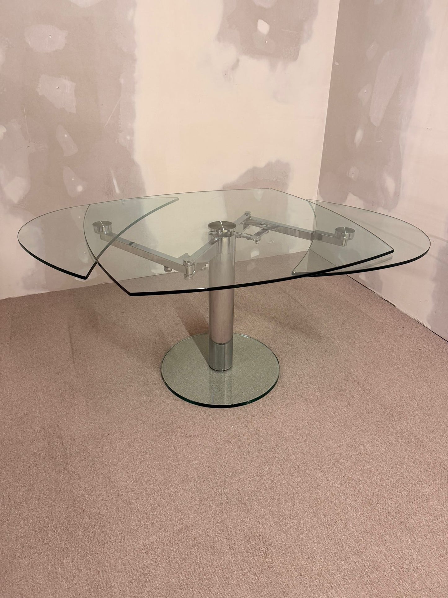 Esstisch Titan von Draenert mit ausziehbarer Mechanik, Glas