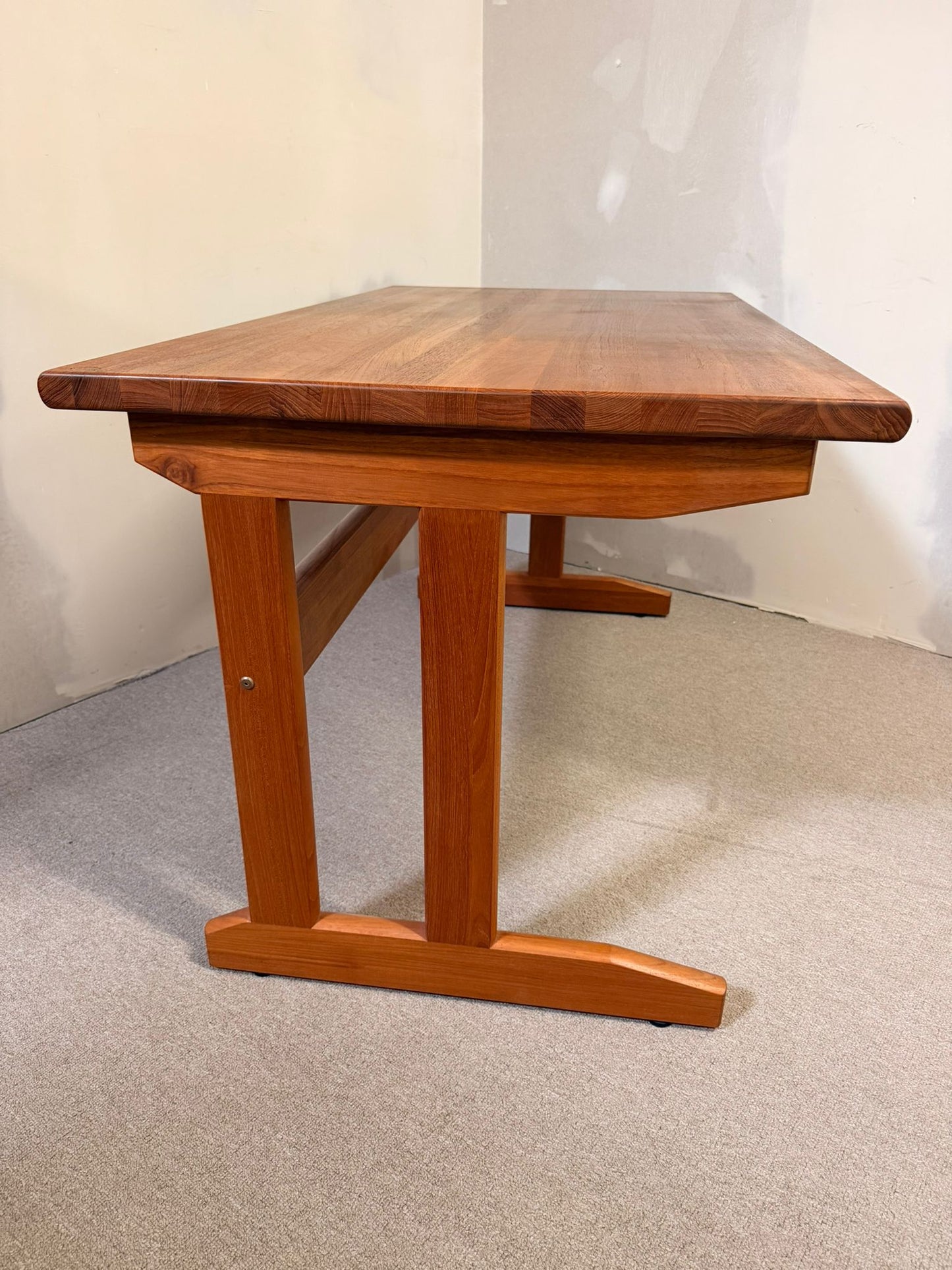 Mid Century vintage Teak Schreibtisch skandinavisches Design