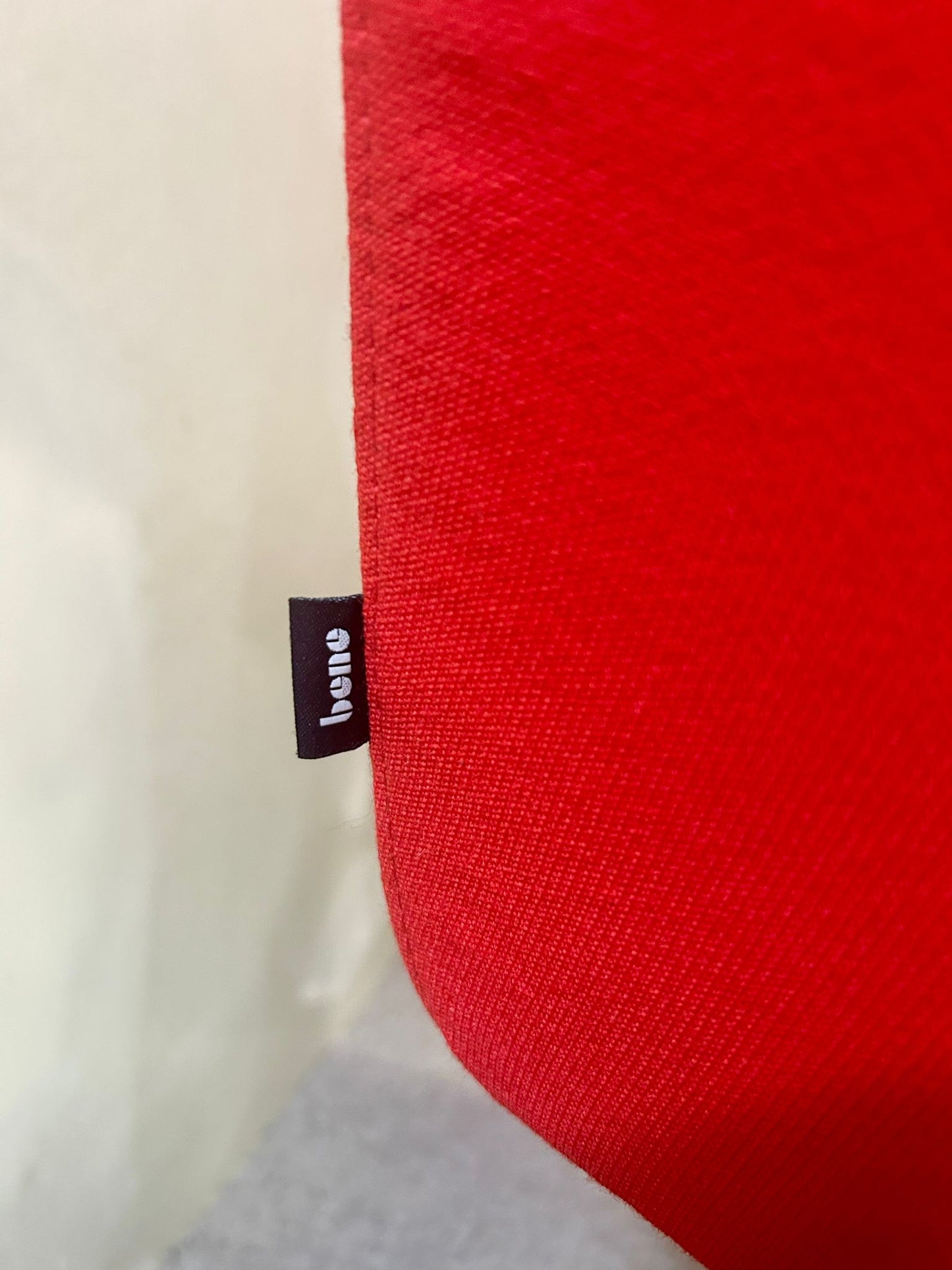 Bene Drehstühle Konferenz Stühle rot wie neu top Zustand 1x