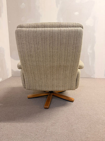 Dänischer Mid Century Sessel mit Strukturstoffbezug, retro