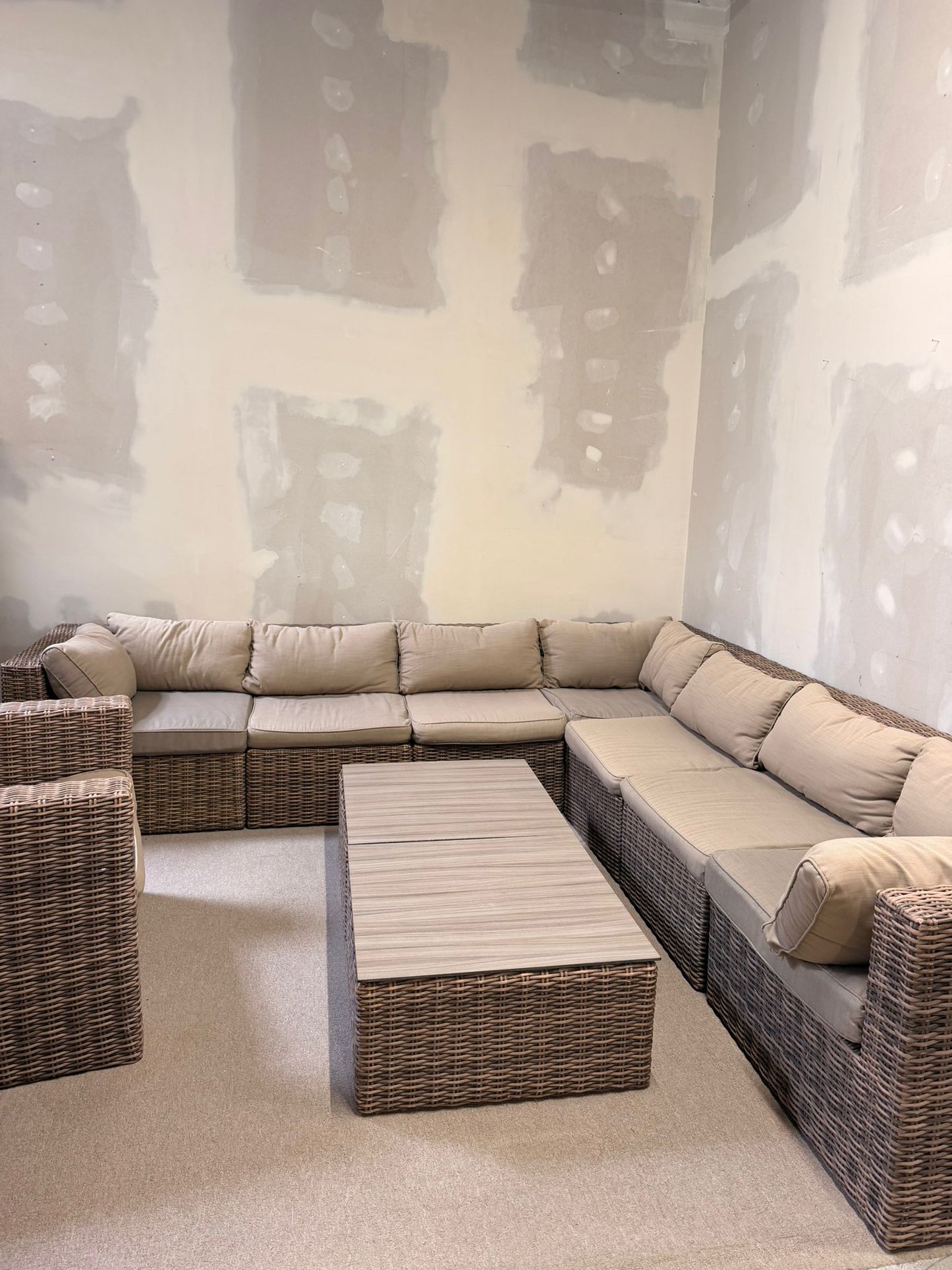 Grosse Rattan Lounge-Gruppe für den Garten und Terasse