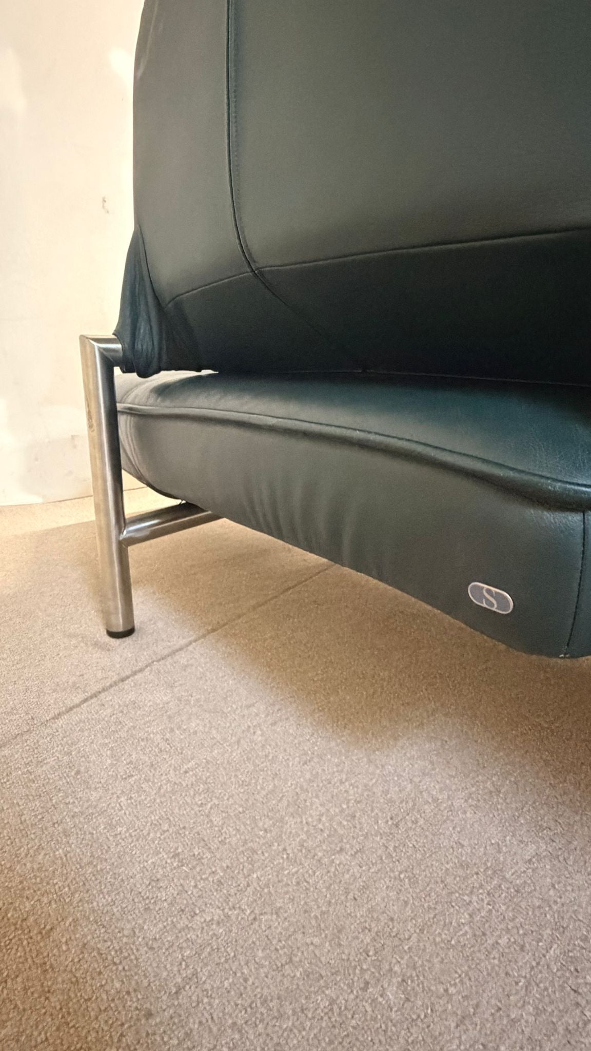 De Sede DS 450 Twist Leder Sofa designt von Thomas Althaus