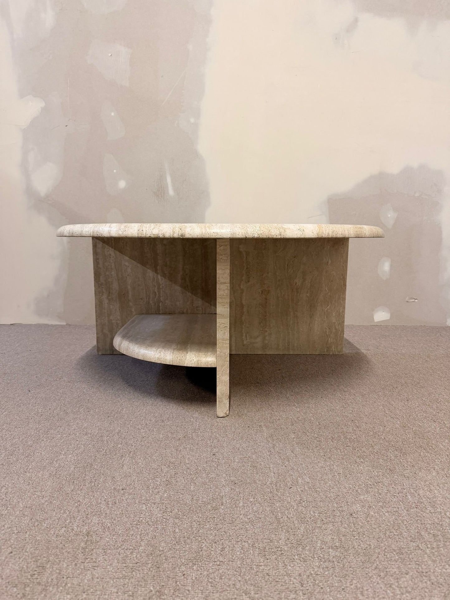 Italienischer Travertin Beistelltisch Naturstein Couchtisch