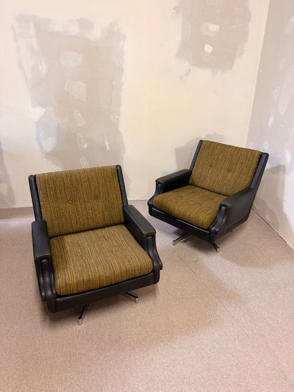 Edle Vintage Club Sessel mit drehbarem Metallfuss 70`s