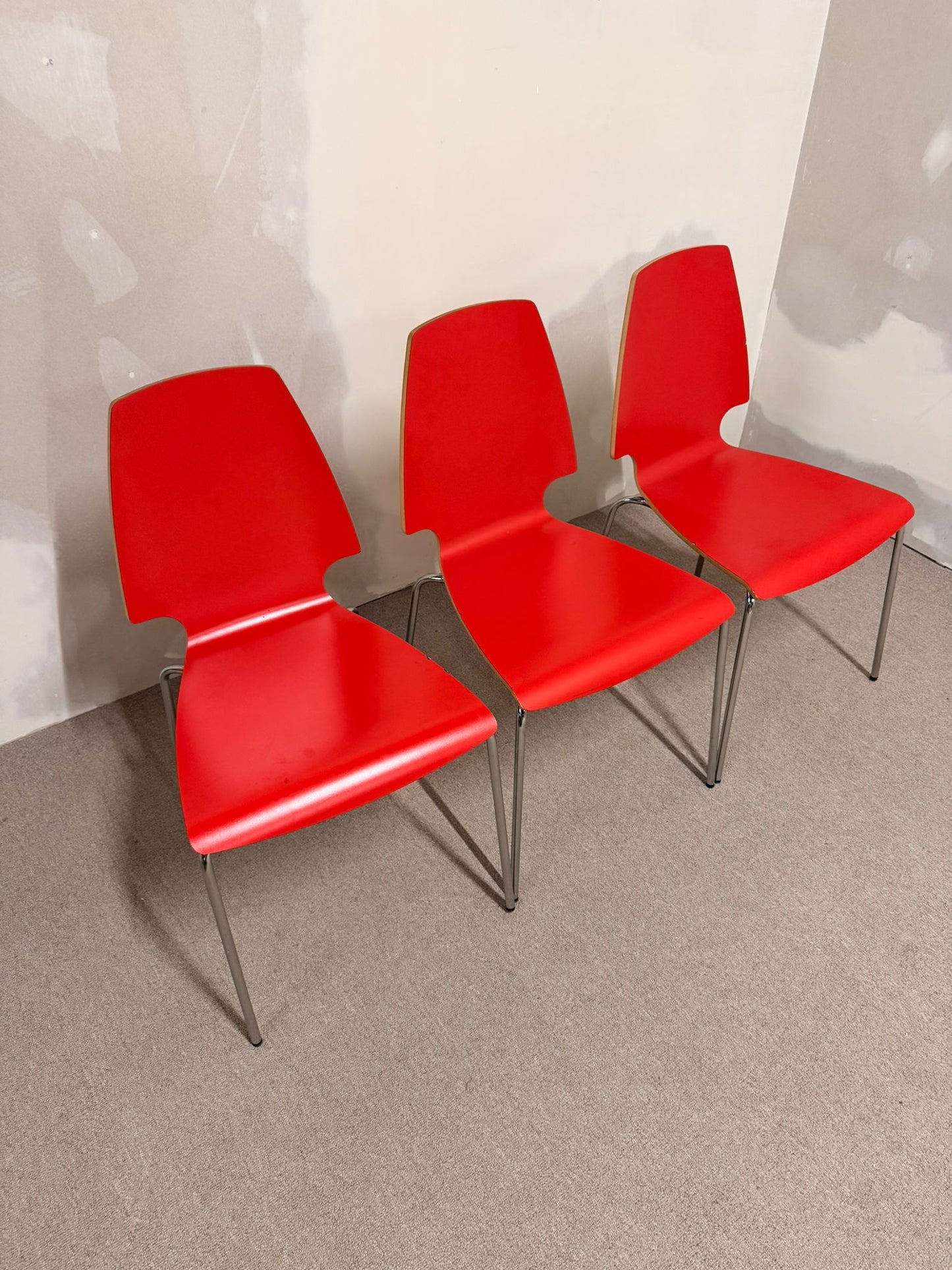 3x Ikea Vilmar Stuhl in rot, stapelbar