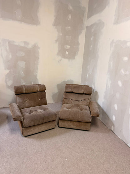 Italienisches modulares 70er Jahre Wildleder Sofa 2-Sitzer
