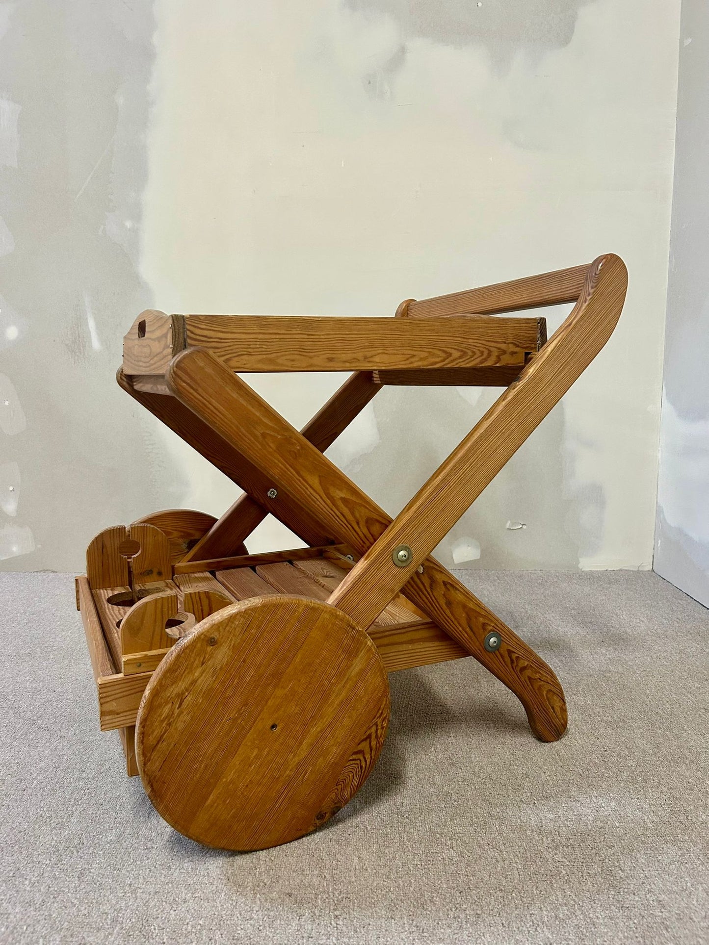 Retro Servierwagen aus Holz zusammenklappbar
