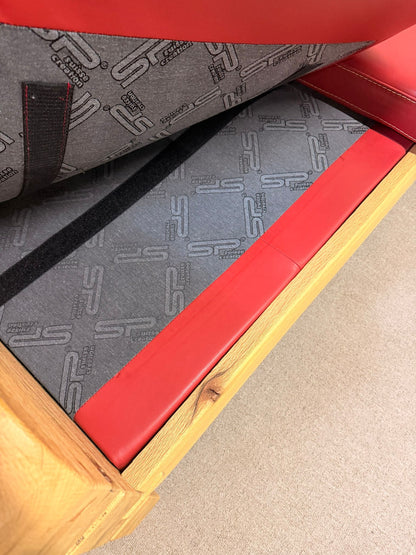 Massivholz Sofa rotes Leder Sprenger Möbel Schweiz
