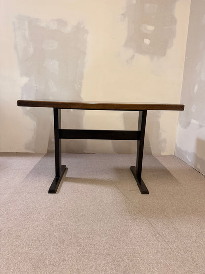 Dunkler vintage Mosaik Tisch mit Schachbrettmuster Esstisch