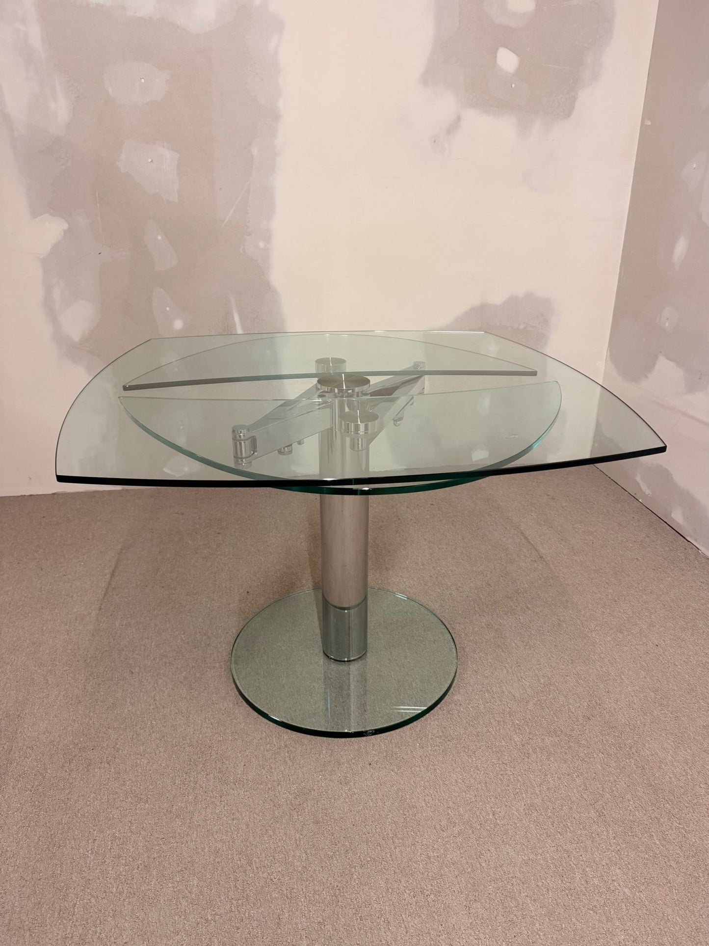 Esstisch Titan von Draenert mit ausziehbarer Mechanik, Glas