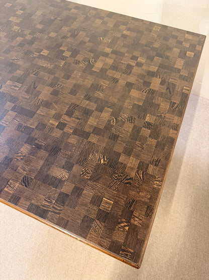 Dunkler vintage Mosaik Tisch mit Schachbrettmuster Esstisch