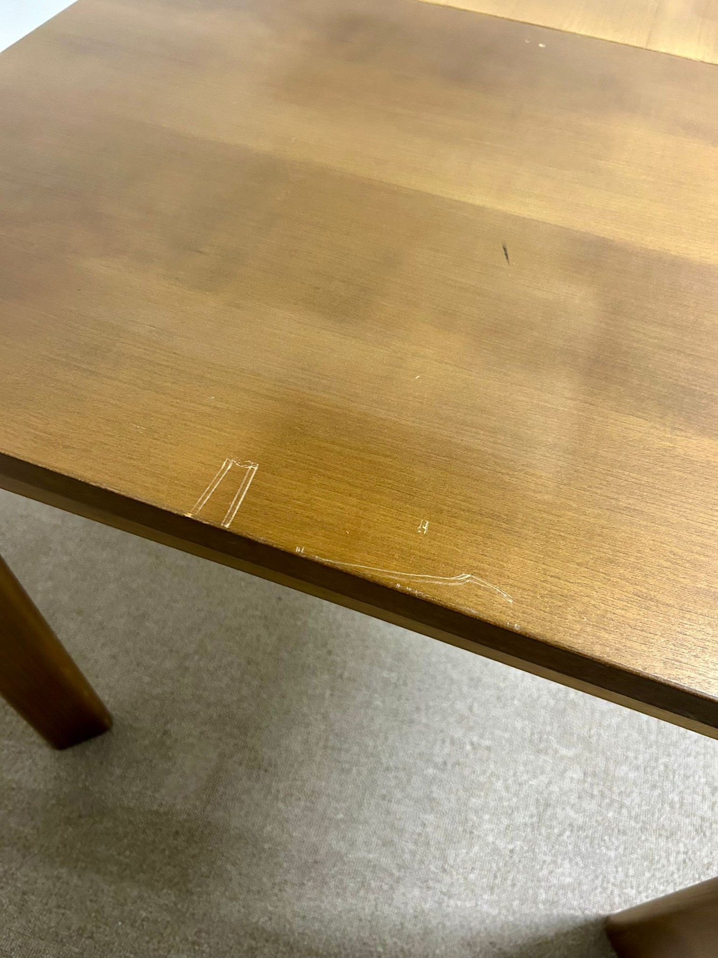 Tisch aus Holz + Auszug, Schweizer Hersteller,Stein am Rhein