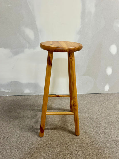 Rustikaler Barhocker aus Massivholz Kiefer