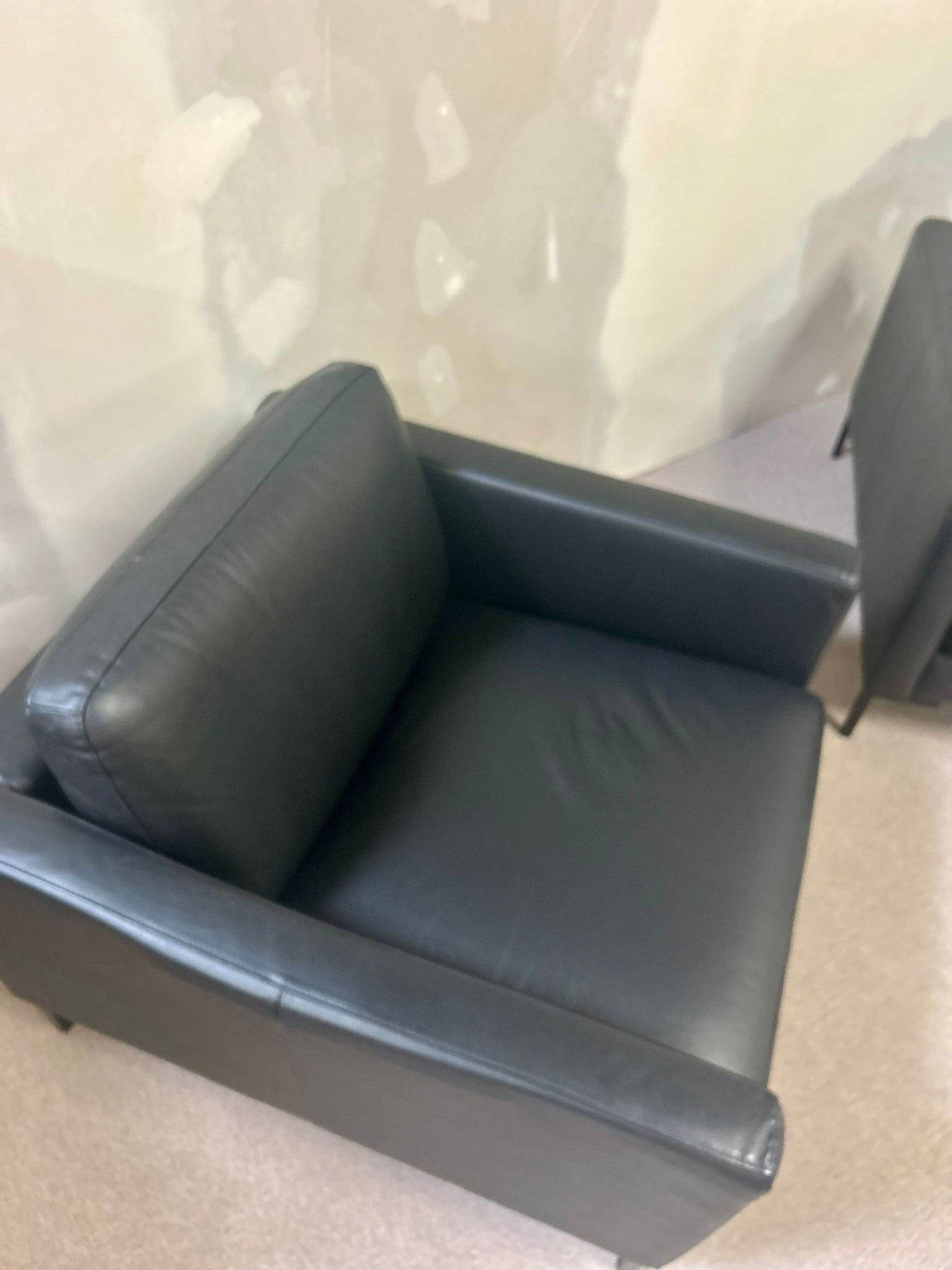 Sessel Domino SITS Schwarz Leder Metallbeine 2x Relaxsessel