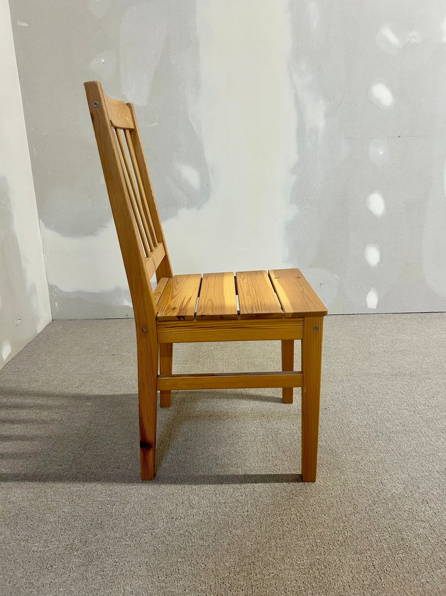 Stabiler Holzstuhl Esszimmer Stuhl mit Sitzpolster