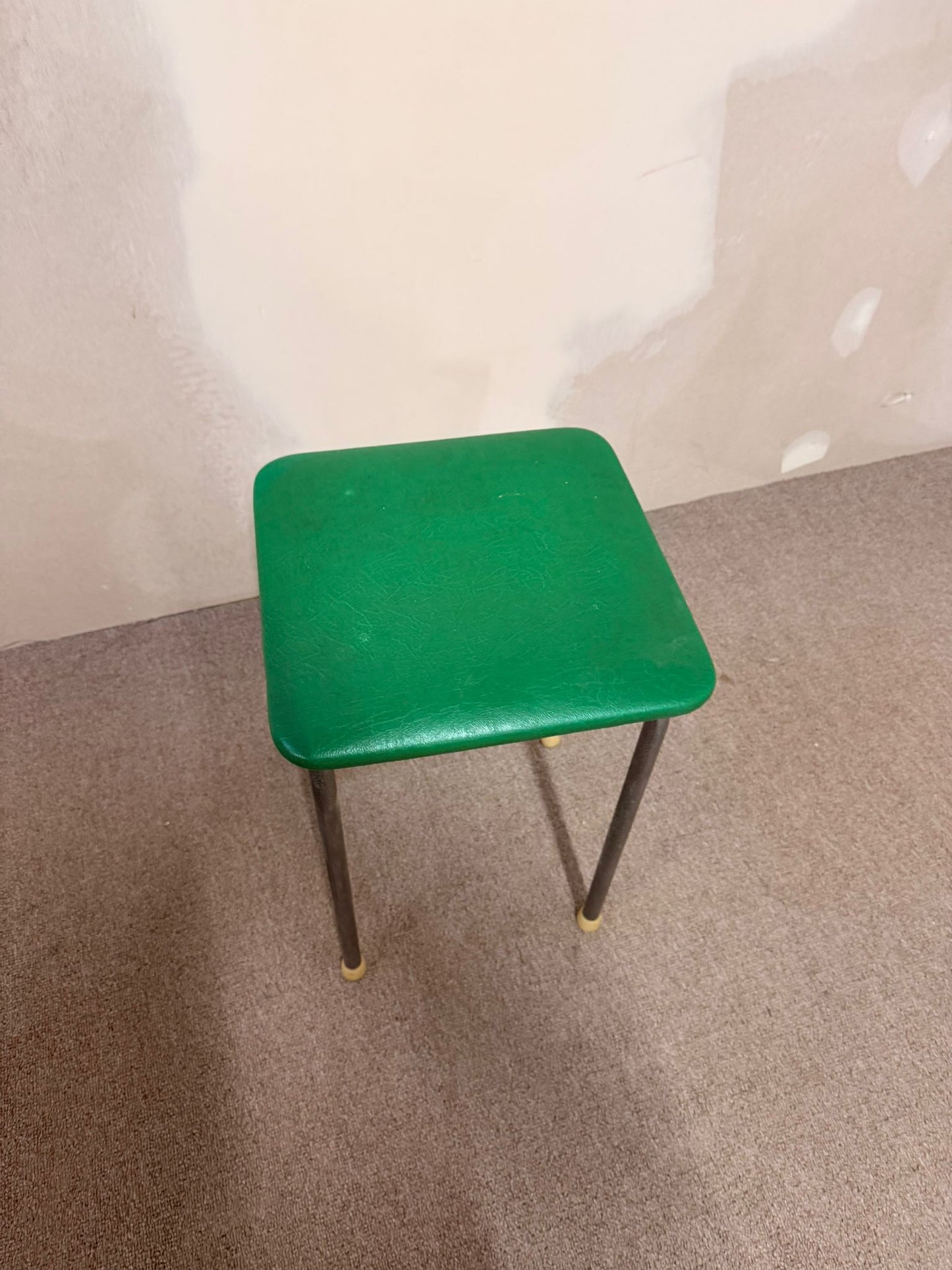 60-70er Vintage Tabourettli Hocker Sitzfläche in Grün