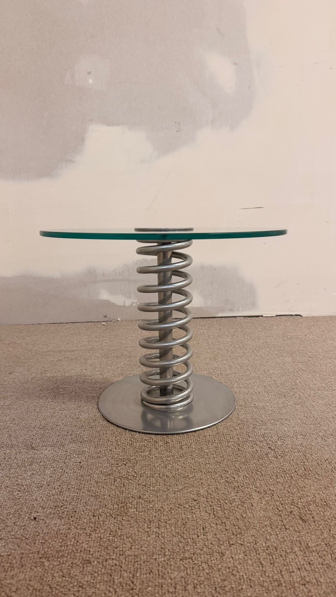 Space Age Beistelltisch Couchtisch aus Glas mit Spiralfeder