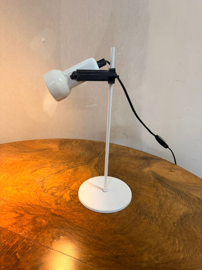 Vintage Schreibtischlampe aus weissem Metall, retro Design