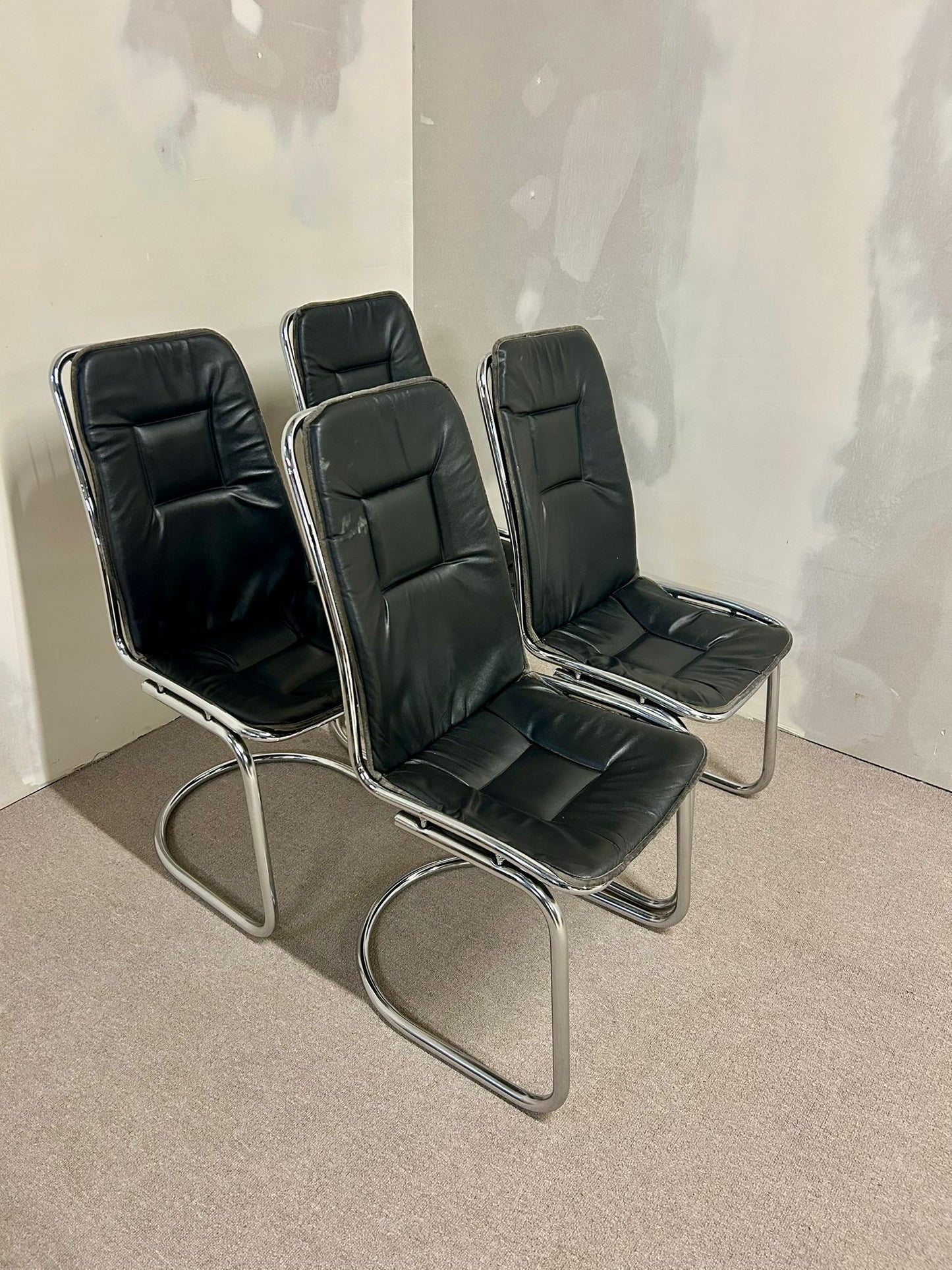 Freischwinger Stühle Gastone Rinaldi Rima Italia Leder