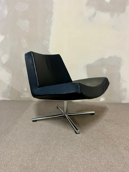 Designer Drehsessel aus Leder, schwarz, Loungesessel, Sessel