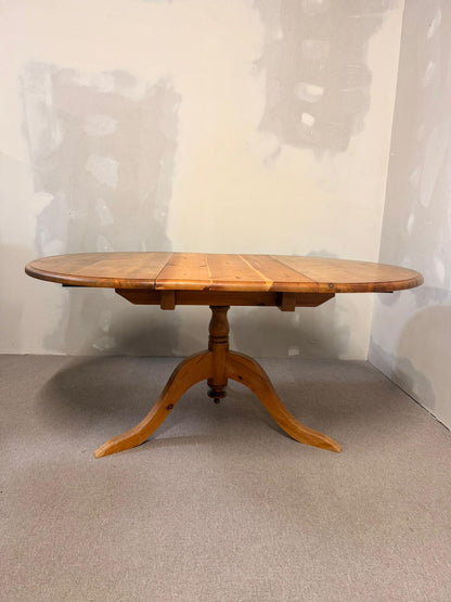 Dreibeiniger Vintage Tisch im Georgianischen Stil