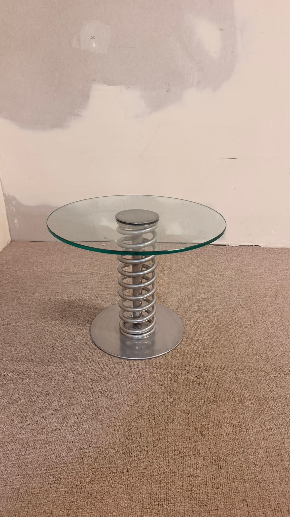 Space Age Beistelltisch Couchtisch aus Glas mit Spiralfeder