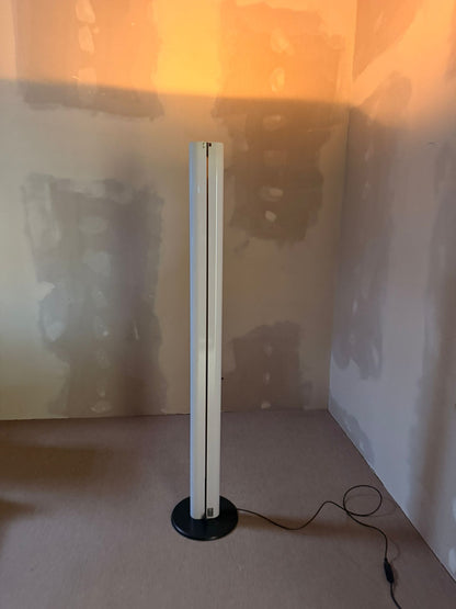 Megaron Stehleuchte von G. Frattini für Artemide 1979 Italy