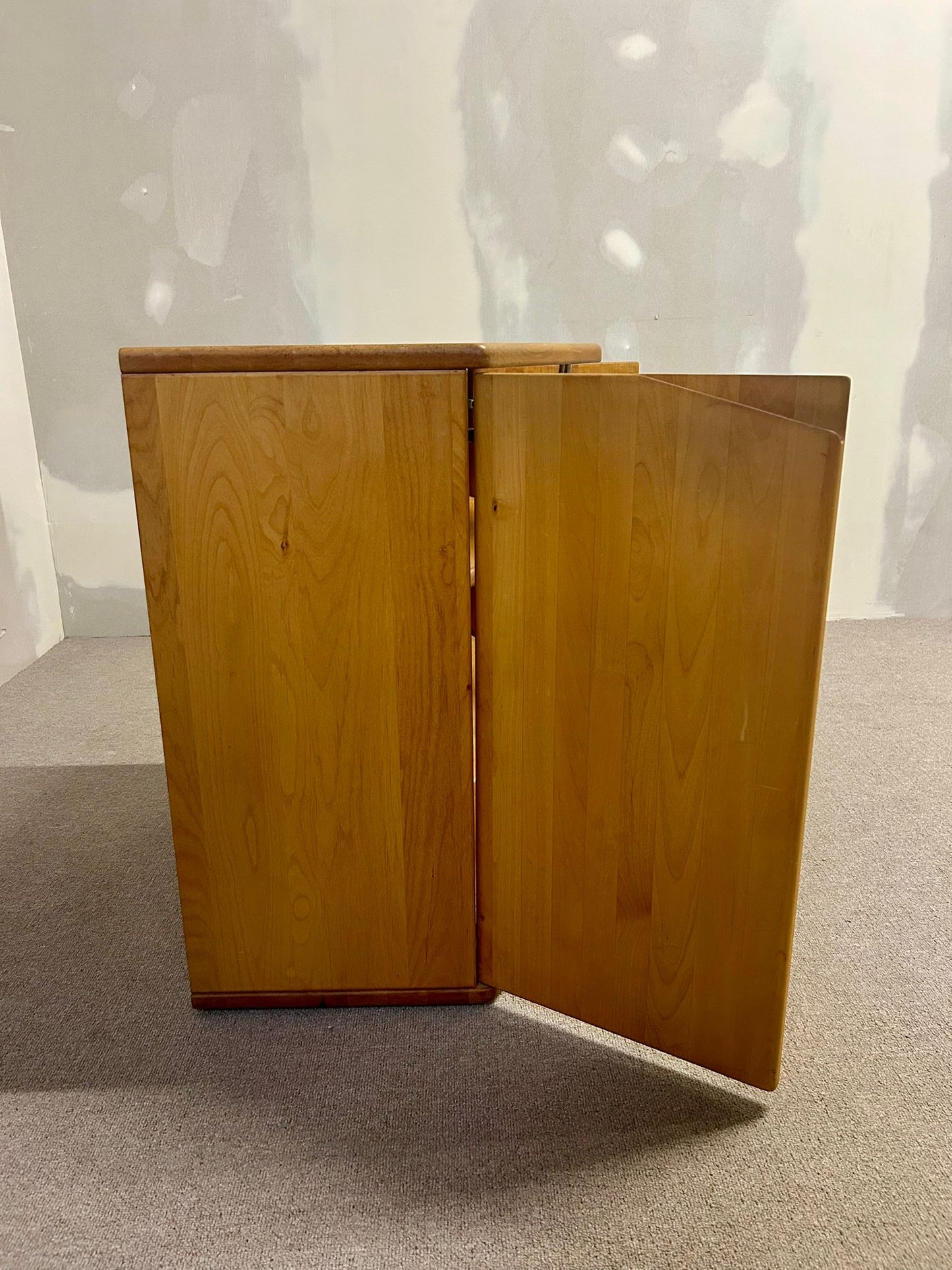 Eckschrank Kommode aus Holz Buche von Lübke