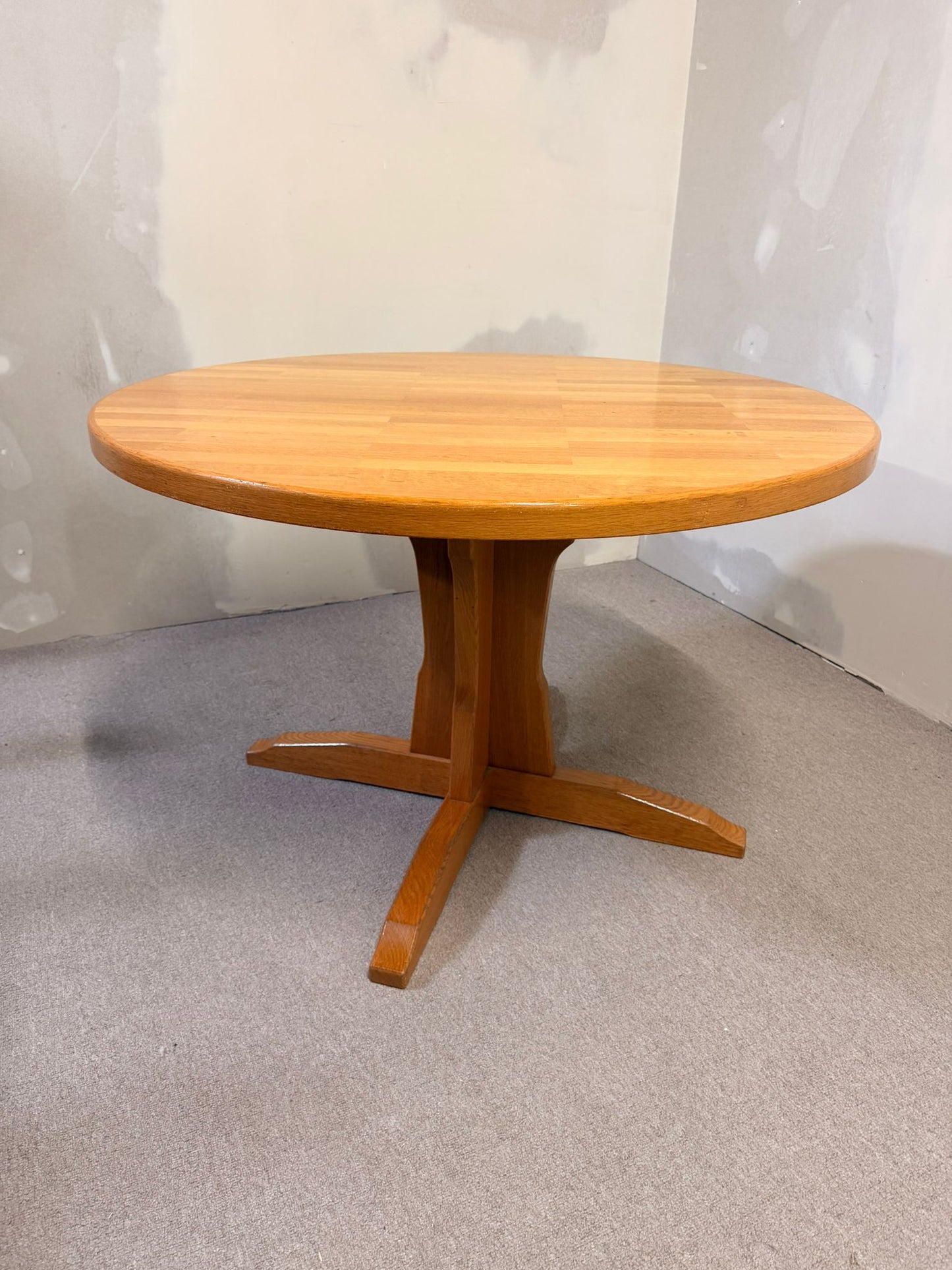 Runder Mid Century massivholz Esstisch