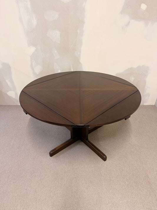Dänischer Mid Century Esstisch wandelbar von Quadrat zu rund