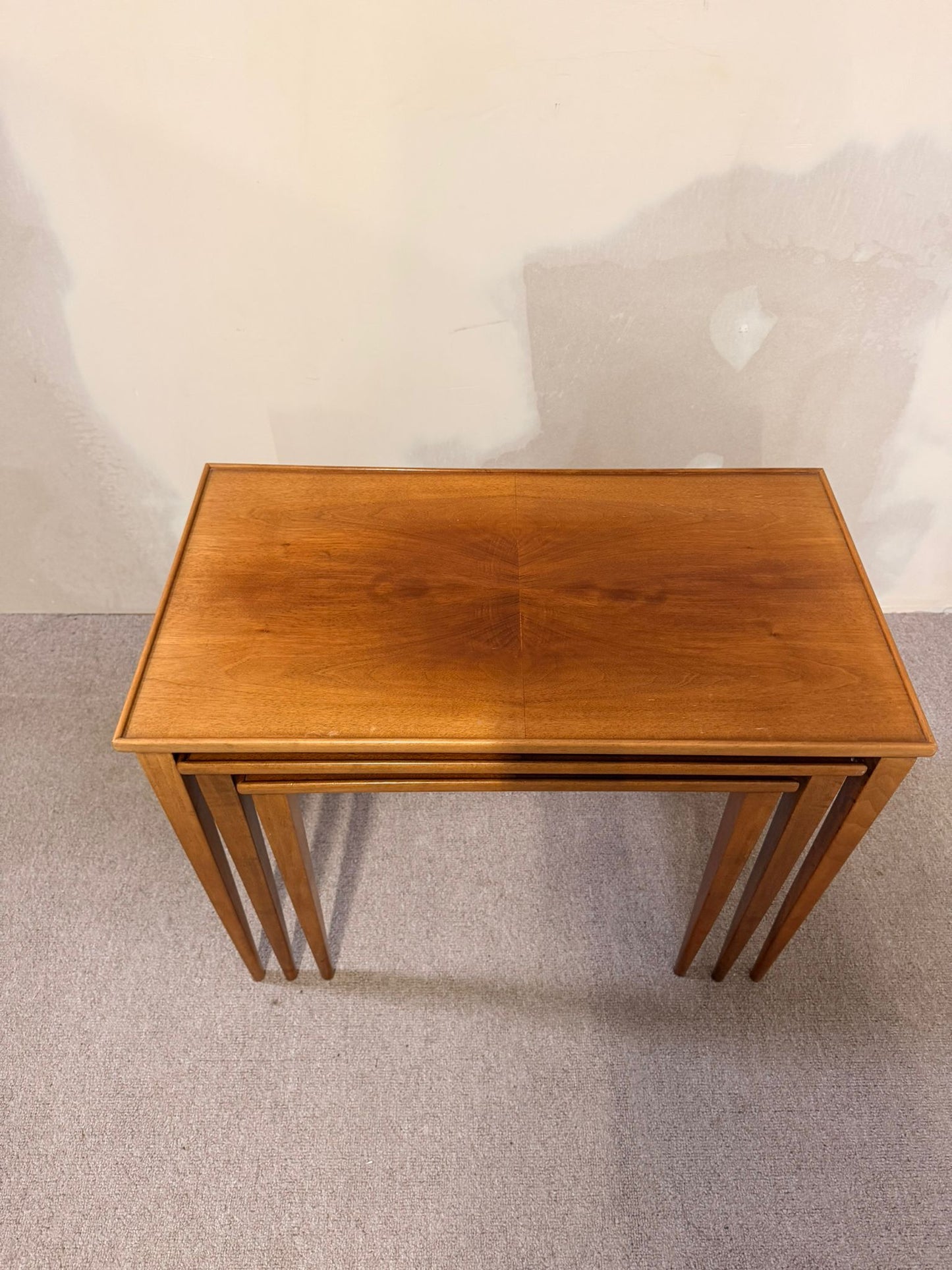 Satztische aus Teak, skandinavisches Design der 60er Jahre