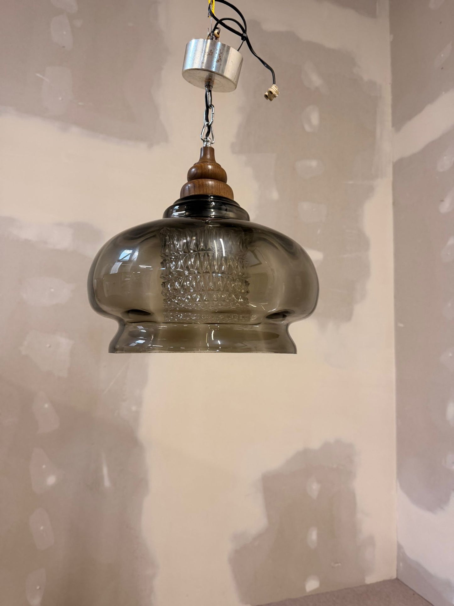 Vintage Glas Pendelleuchte retro Hängelampe mit Holzdetails
