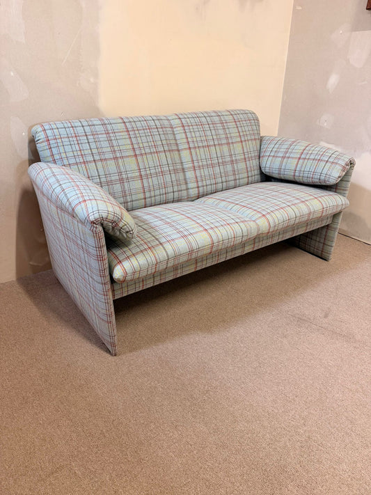 Leolux Bora Bora Sofa 2-sitzer im Karomuster in hellblau