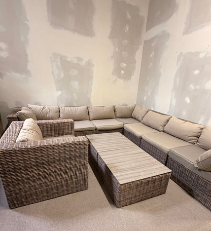 Grosse Rattan Lounge-Gruppe für den Garten und Terasse