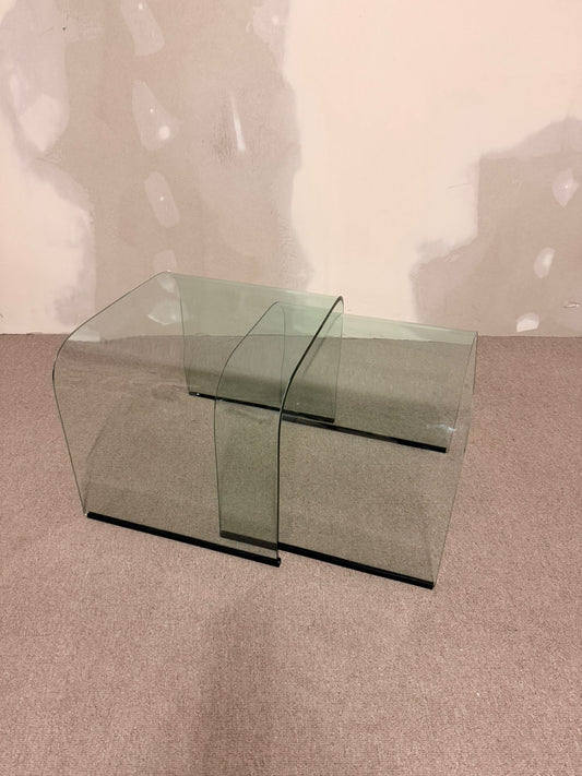 2er Set Gebogene Glas Beistelltische Waterfall Satztische