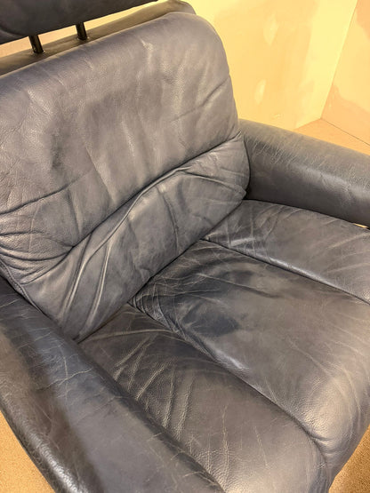 Ledersessel Relaxsessel von Stressless + Ottoman (L) in blau