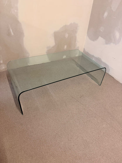Minimalistischer Mid Century Glastisch, gebogener Glasplatte