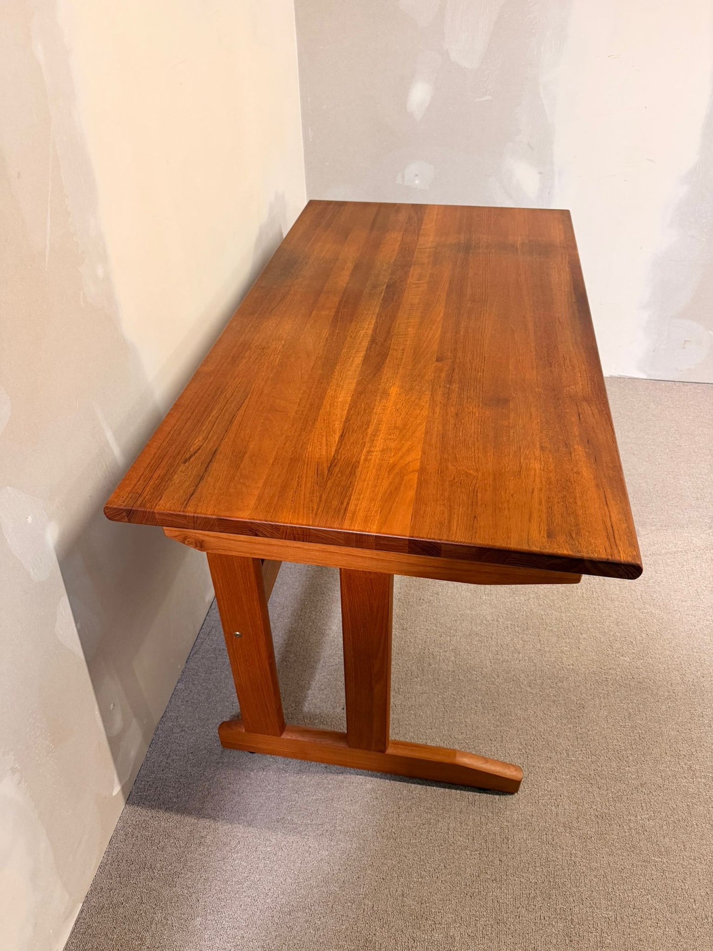 Mid Century vintage Teak Schreibtisch skandinavisches Design