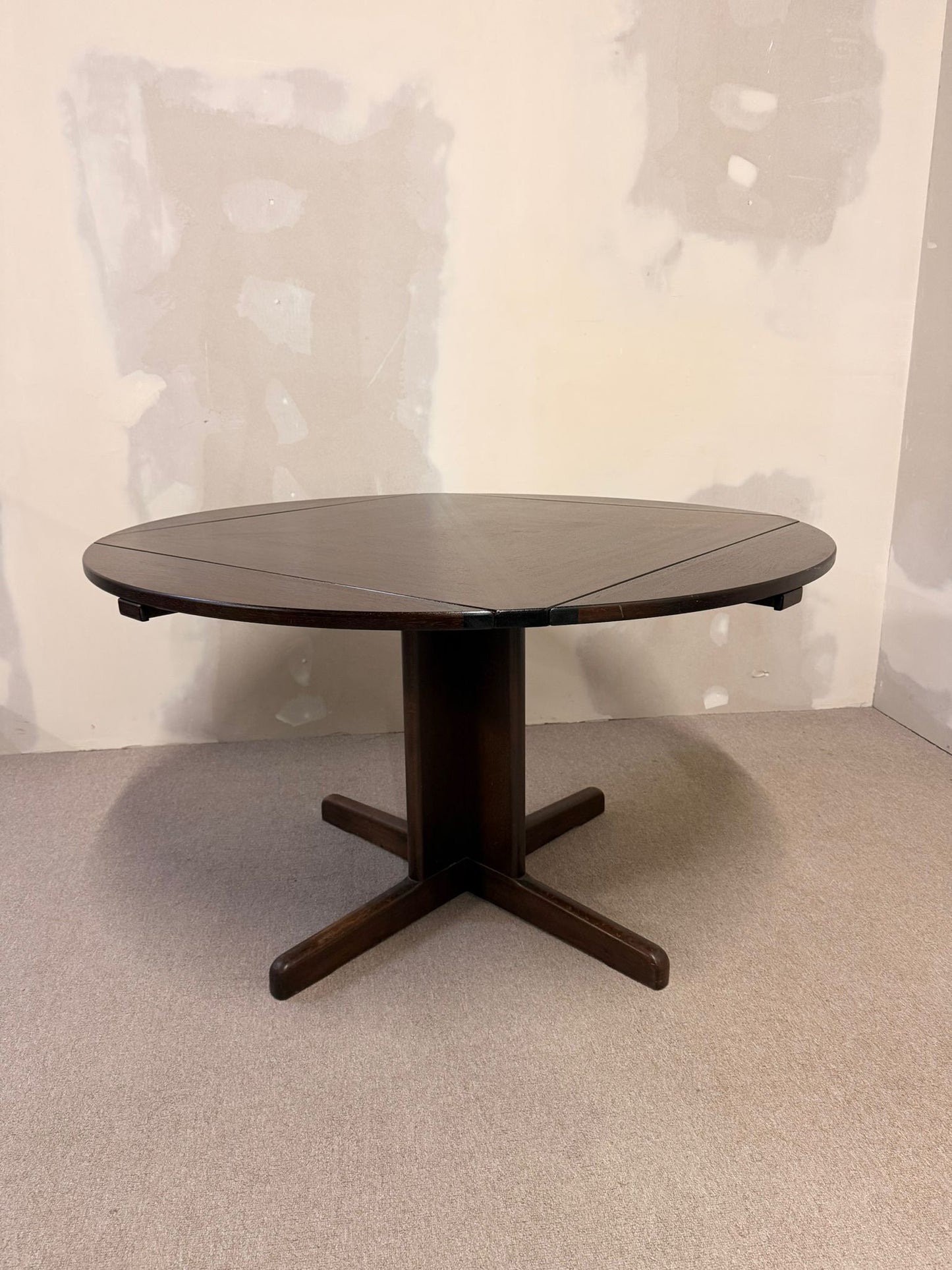 Dänischer Mid Century Esstisch wandelbar von Quadrat zu rund