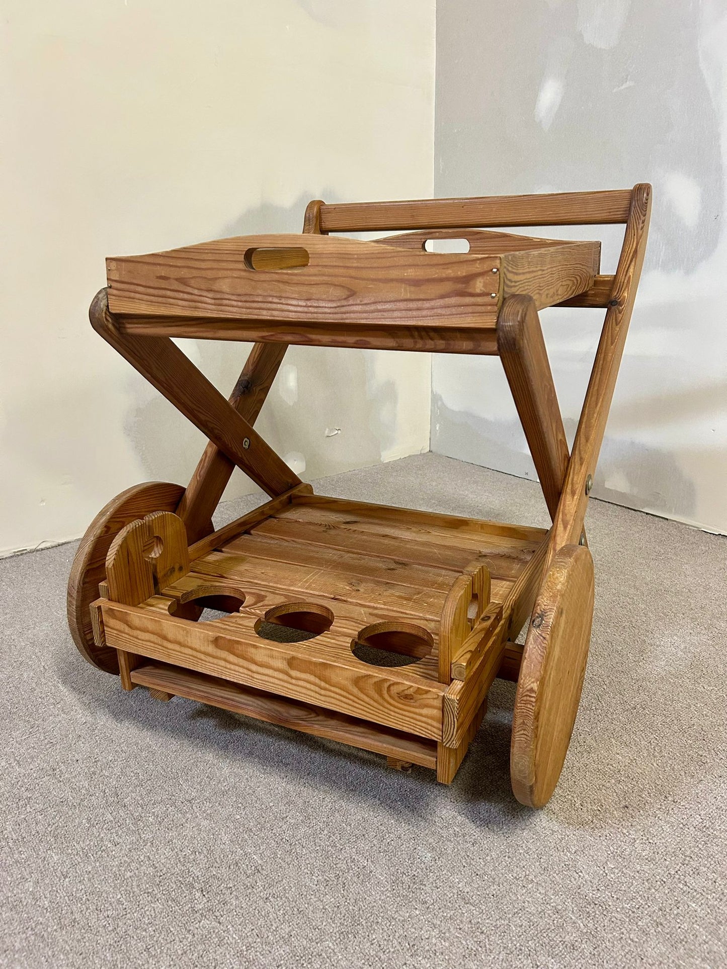 Retro Servierwagen aus Holz zusammenklappbar