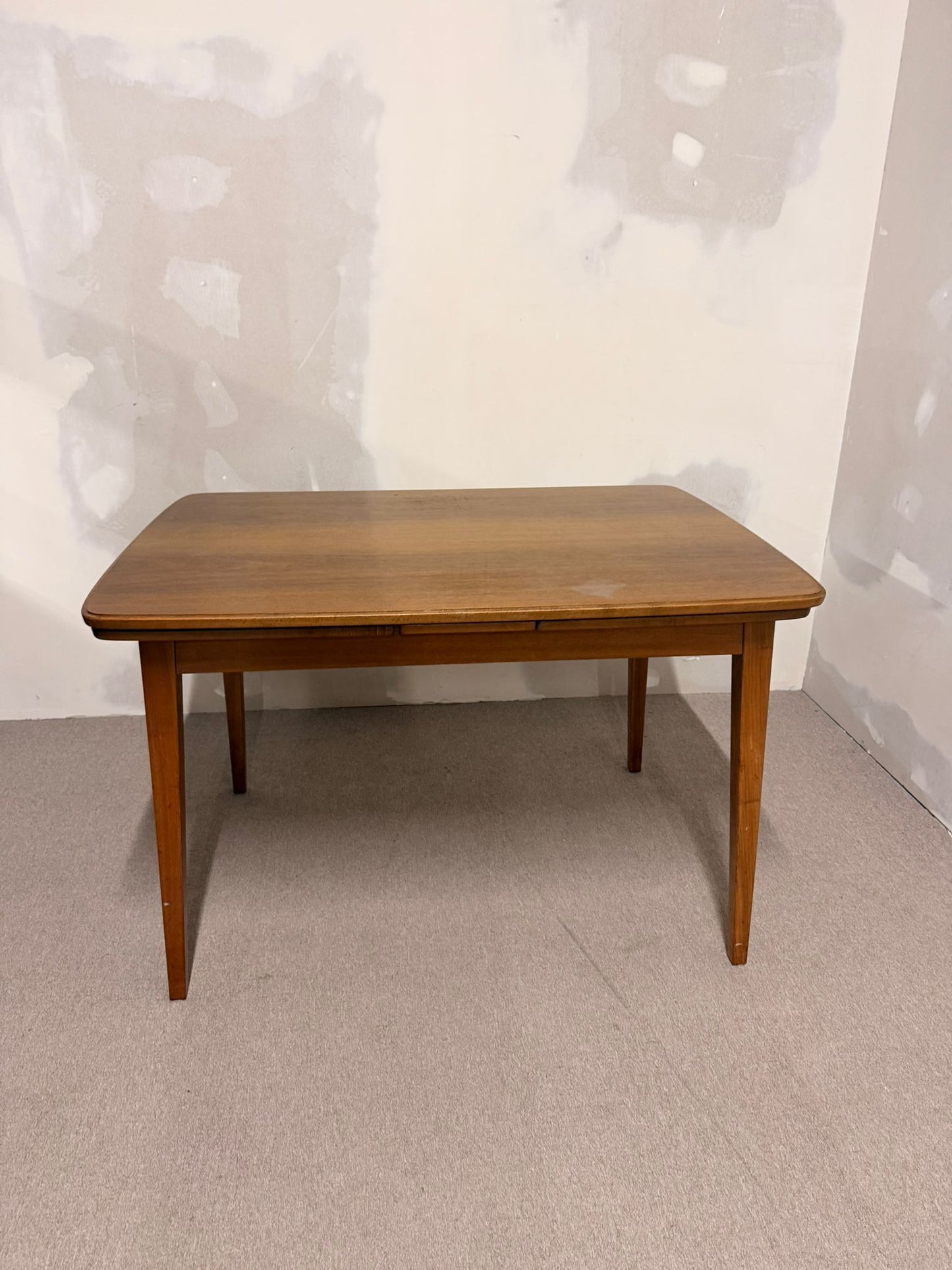 Mid Century Esstisch aus Teakholz mit Plattenauszug