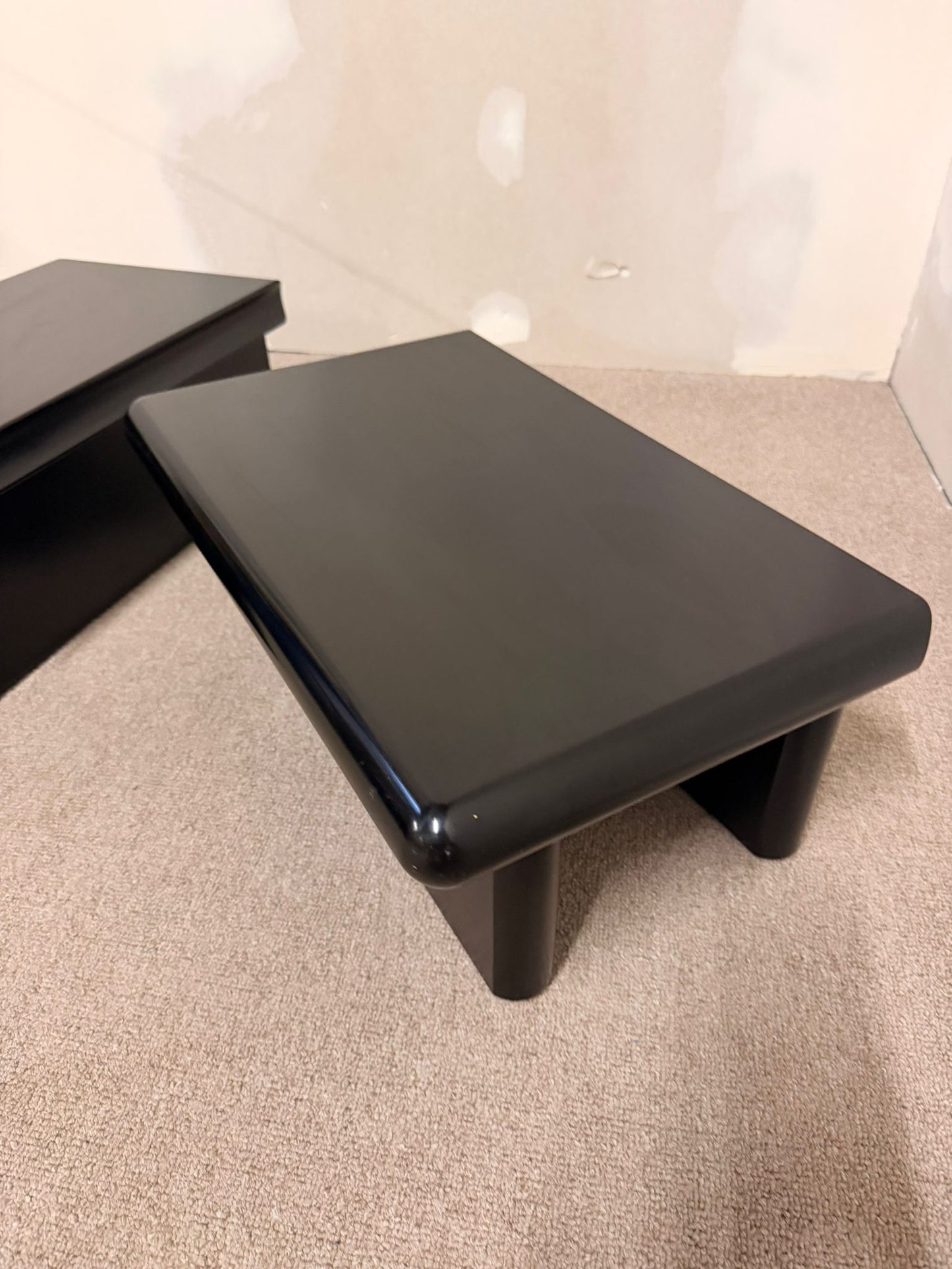 2er Set schwarze module Couchtische im Stil Rodolfo Bonetto