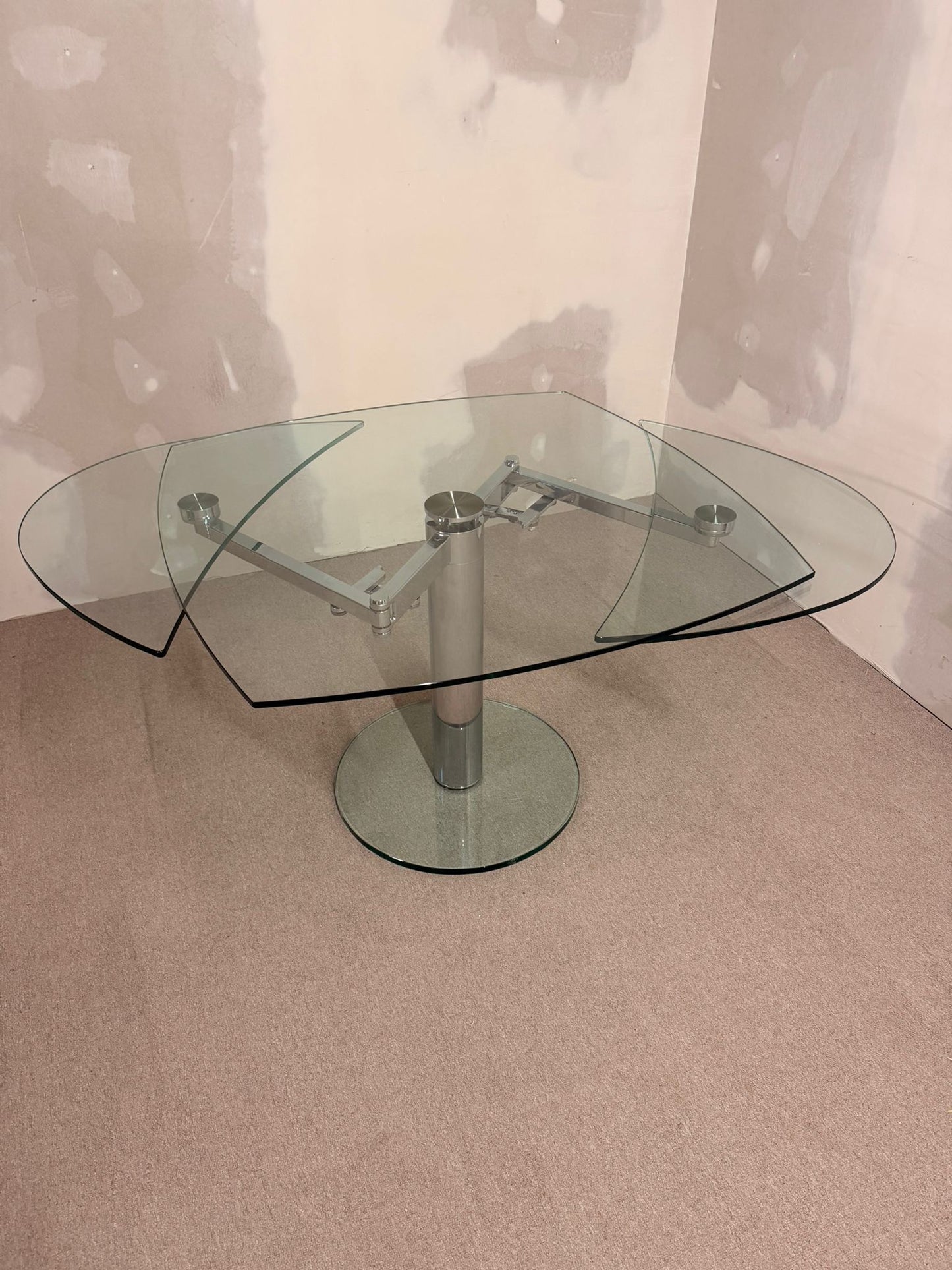 Esstisch Titan von Draenert mit ausziehbarer Mechanik, Glas