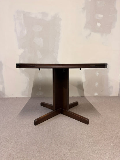 Dänischer Mid Century Esstisch wandelbar von Quadrat zu rund
