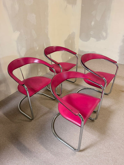 Seltene Canasta Freischwinger Stühle in Pink Arrben Italy