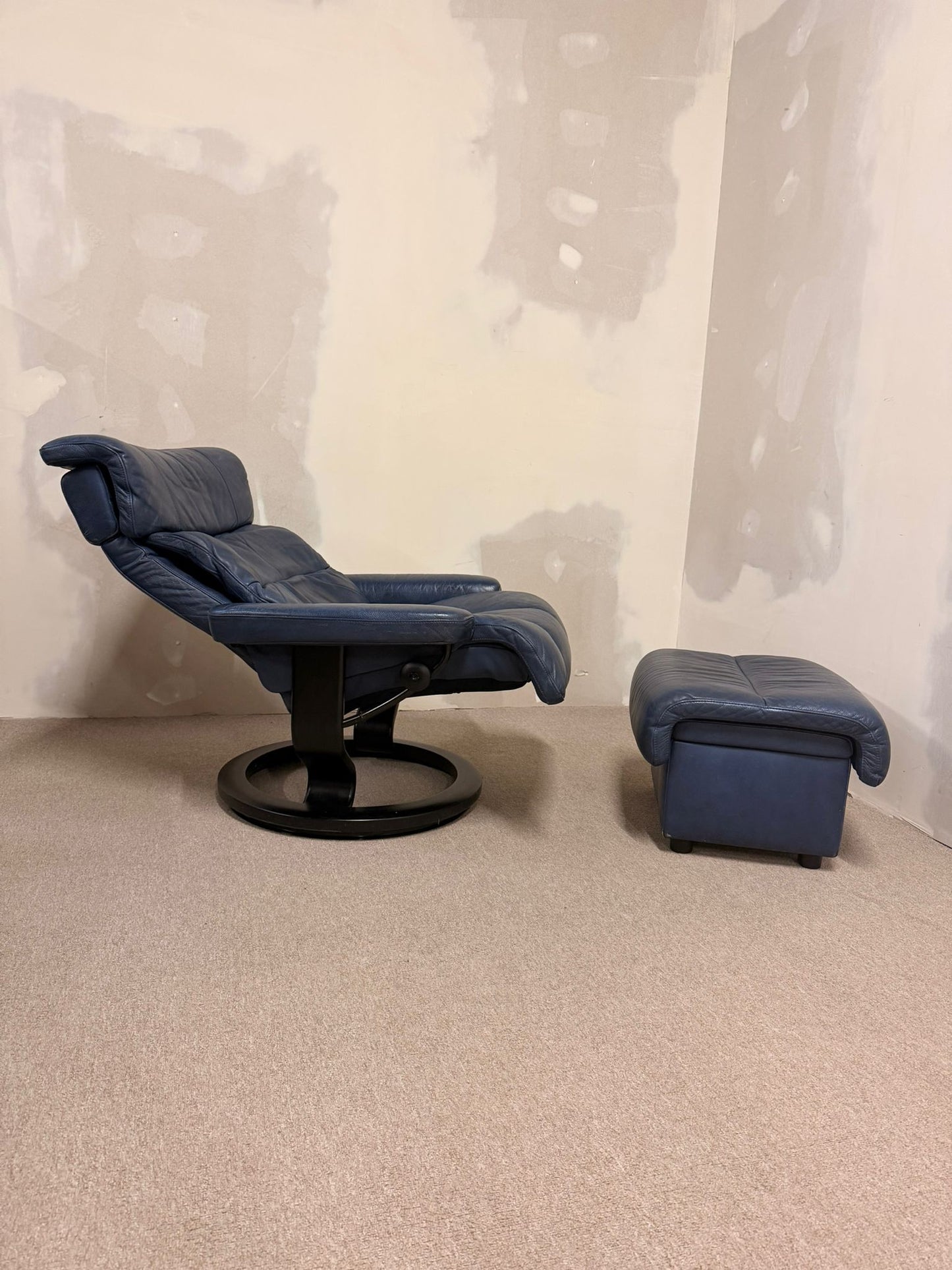 Ledersessel Relaxsessel Stressless (L) + Ottoman + Stauraum