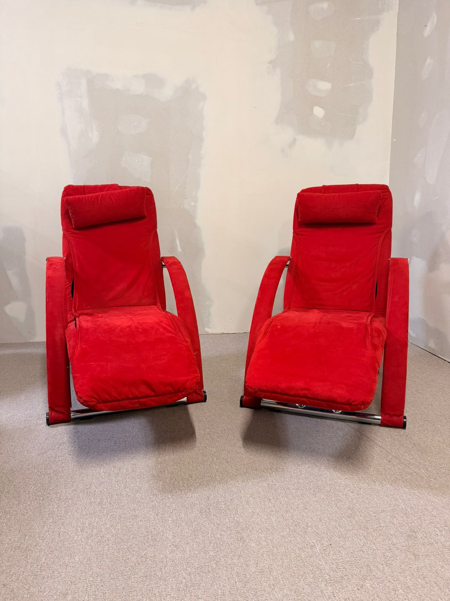 Vintage Designer Liegestühle rote Polster, Relaxsessel