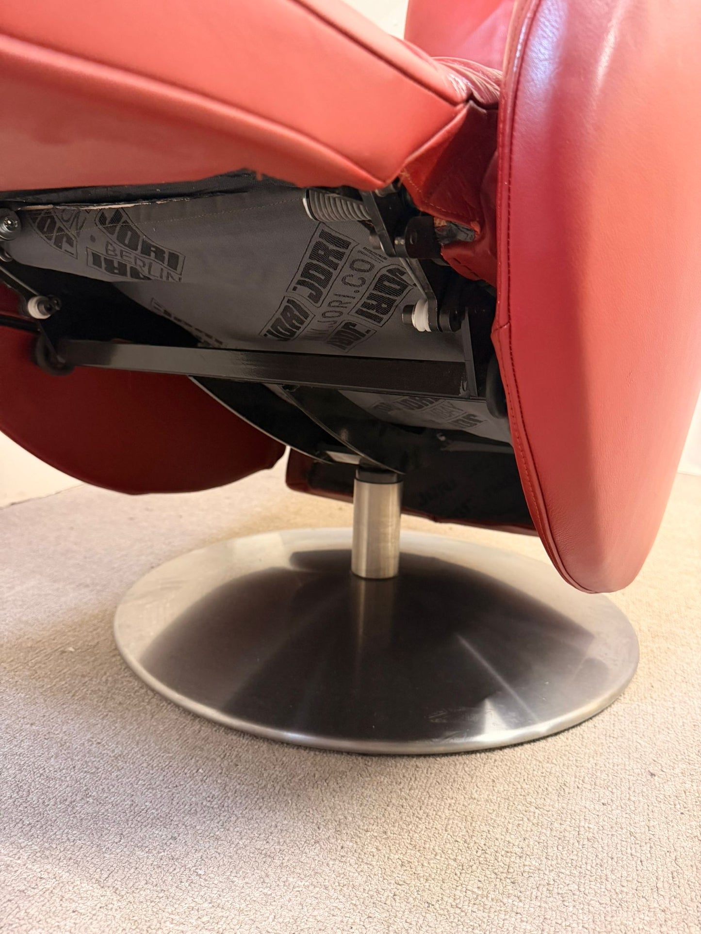 Roter Jori Relaxsessel mit Liegefunktion aus Leder