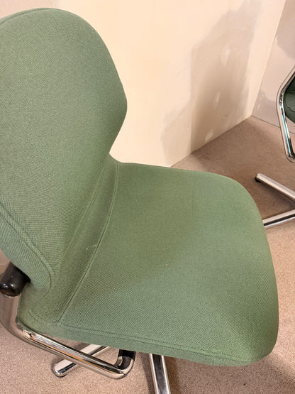Ikonische Wilkhahn Drehstühle 211/21 Space Age Stühle